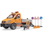Φορτηγάκι Mercedes Benz sprinter δημοτικών εργασιών με εργάτη